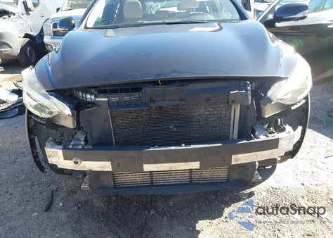 2017 Infiniti Qx30 Premium z USA, uszkodzony, nr VIN SJKCH5CR0HA036707